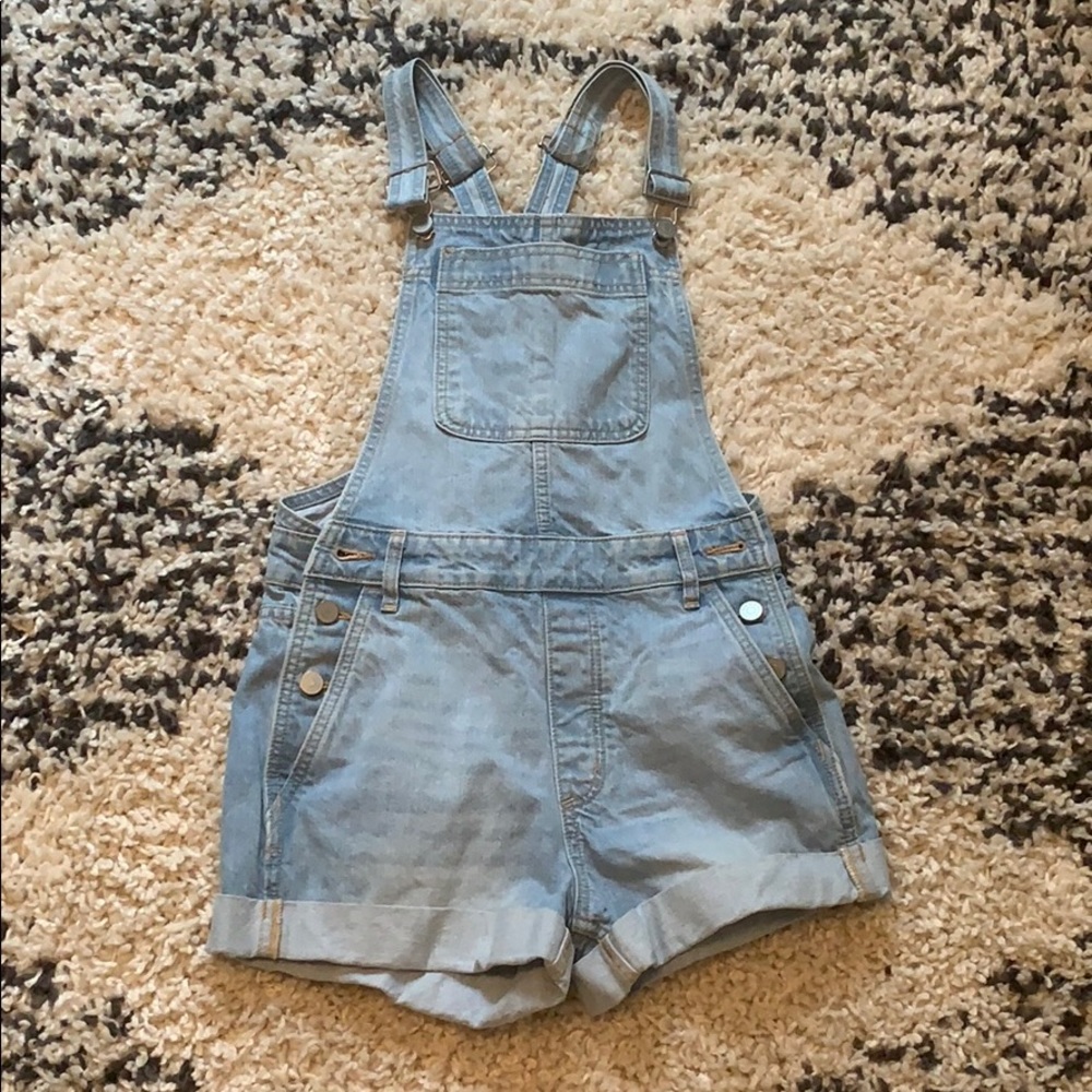 Urban Outfitters BDG light wash denim overalls